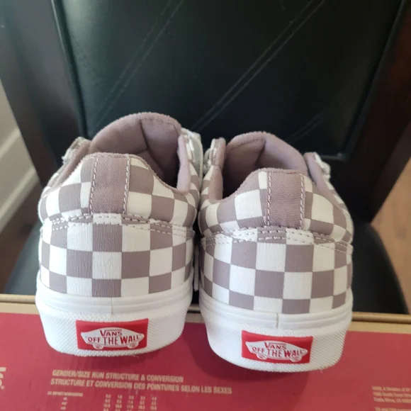 Vans Seldan White and Lavender Checkered Sneakers - Picture 6 of 7